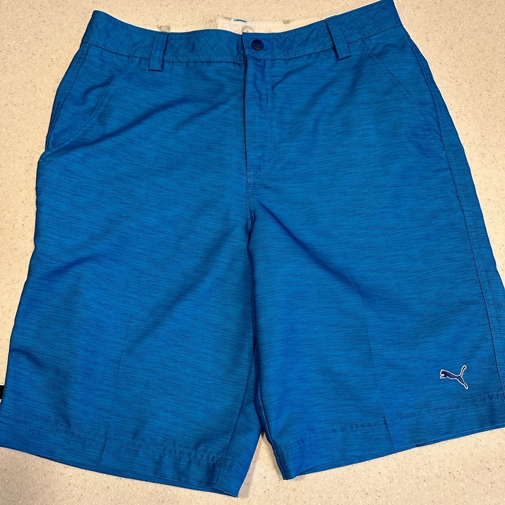 Puma Men’s Size 32W Golf Shorts! Like New! Blue.